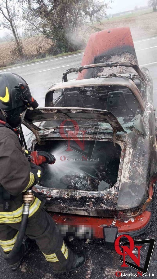 LEINI – Auto si incendia sullo svincolo di immissione alla 460 (FOTO)