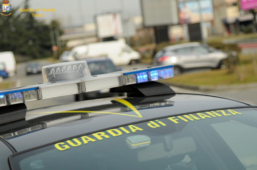 ALPIGNANO – Scoperta una discarica abusiva con oltre 25 tonnellate di rifiuti 1 ALPIGNANO – Scoperta una discarica abusiva con oltre 25 tonnellate di rifiuti