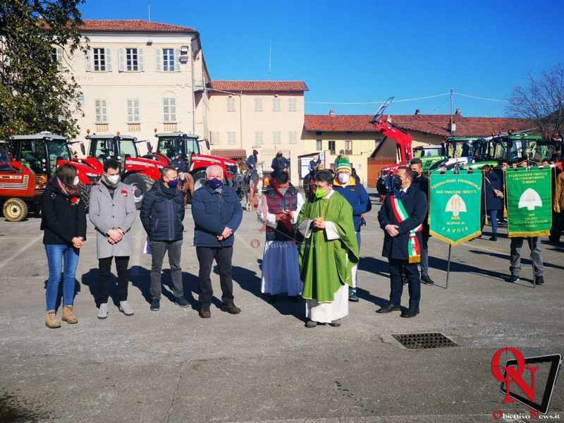 FAVRIA - Sant'Antonio Abate: benedetti mezzi agricoli e animali (FOTO E VIDEO)