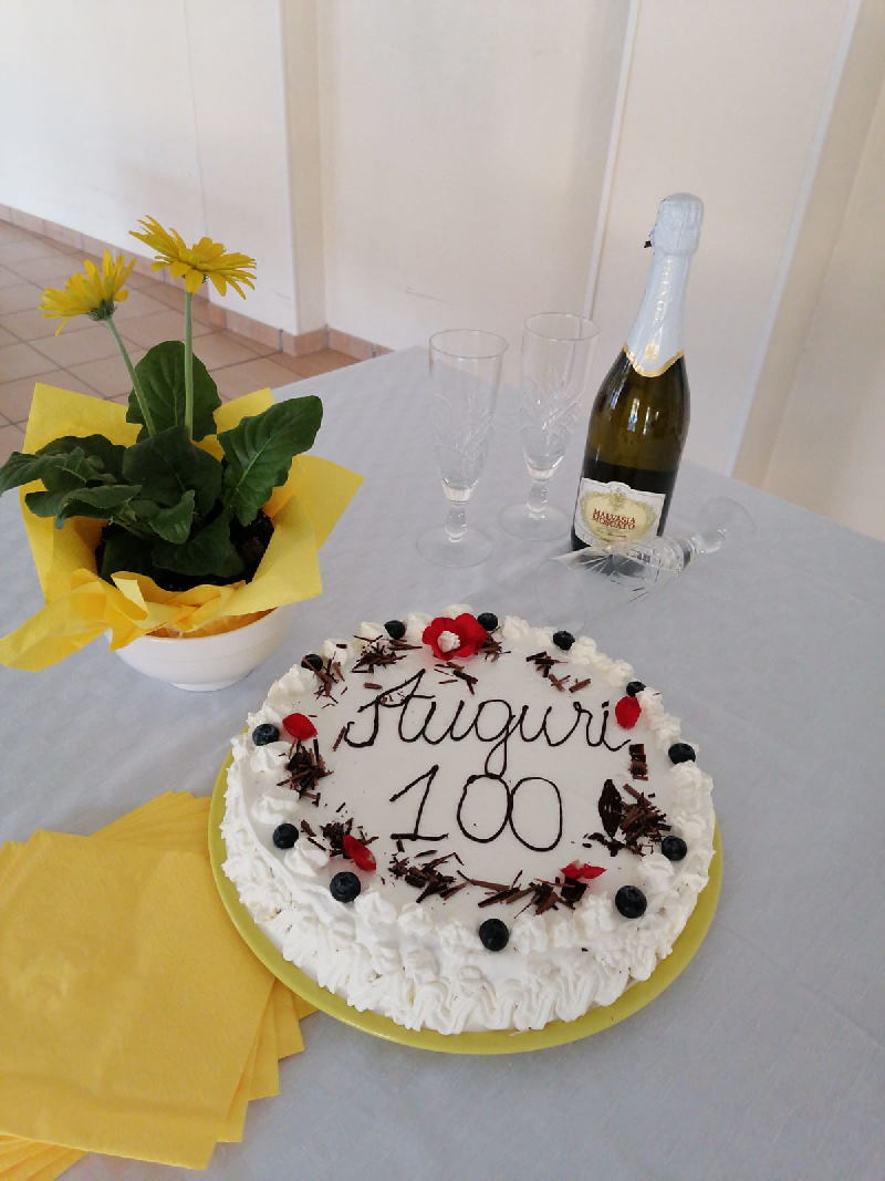 AGLIÈ - Festeggiati i 100 anni di Giulia Maddalena Ceresa (FOTO)