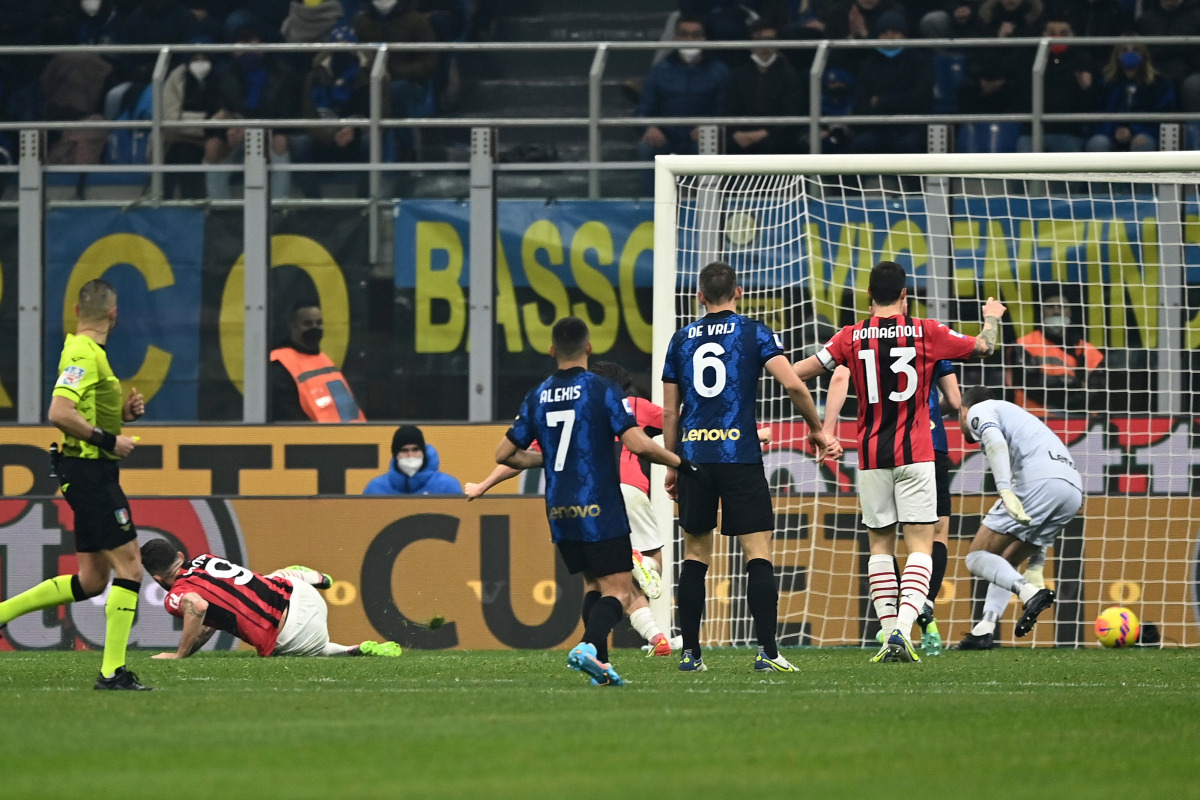 Inter-Milan 1-2, Giroud decide il derby, rossoneri a -1