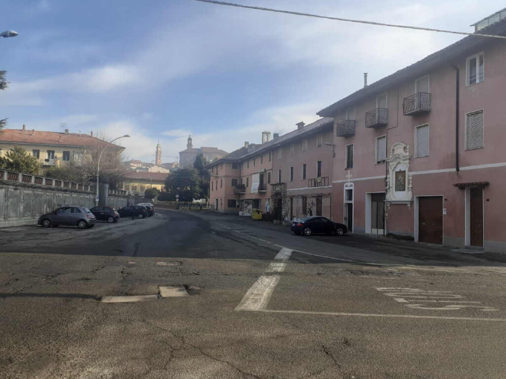 AGLIÈ – Indetto un bando per la riqualificazione di Piazza Setificio 1 AGLIÈ – Indetto un bando per la riqualificazione di Piazza Setificio