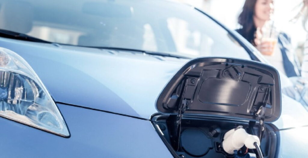 RIVAROSSA - In arrivo due colonnine per la ricarica di auto elettriche 1 RIVAROSSA - In arrivo due colonnine per la ricarica di auto elettriche