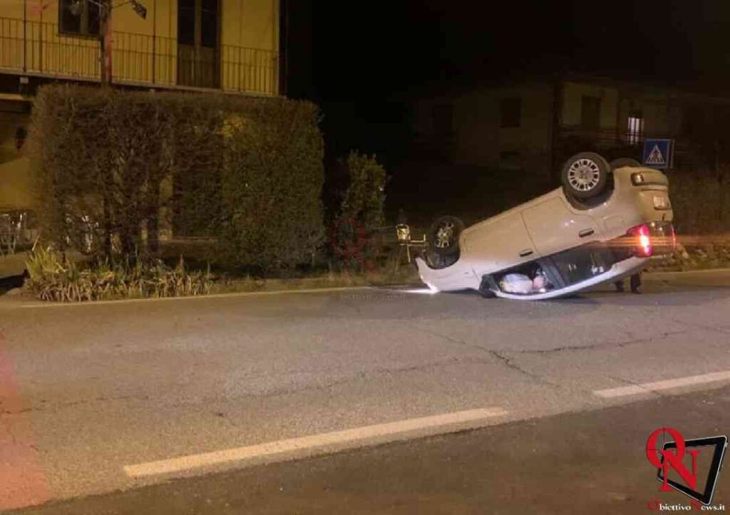 BALDISSERO CANAVESE – Auto si ribalta in mezzo alla carreggiata 1 BALDISSERO CANAVESE – Auto si ribalta in mezzo alla carreggiata