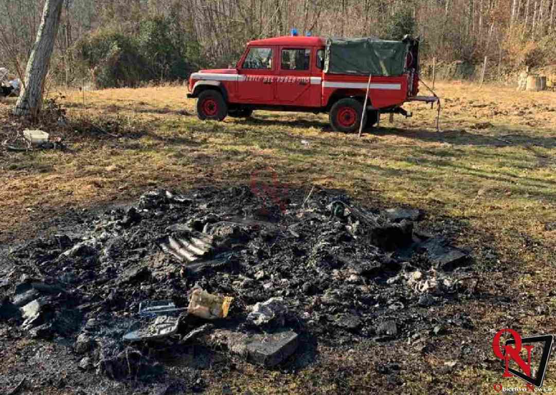 VALPERGA – Incendia un cumulo di rifiuti nei boschi di borgata Trucchi, sanzionato (FOTO)