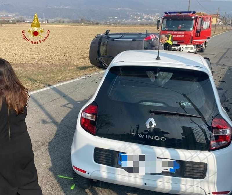 IVREA – Incidente in via Burolo, due feriti non gravi 1 IVREA – Incidente in via Burolo, due feriti non gravi