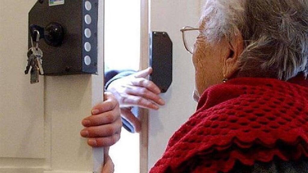 FORNO CANAVESE – Finti tecnici Smat si presentano presso le abitazioni 1 FORNO CANAVESE – Finti tecnici Smat si presentano presso le abitazioni