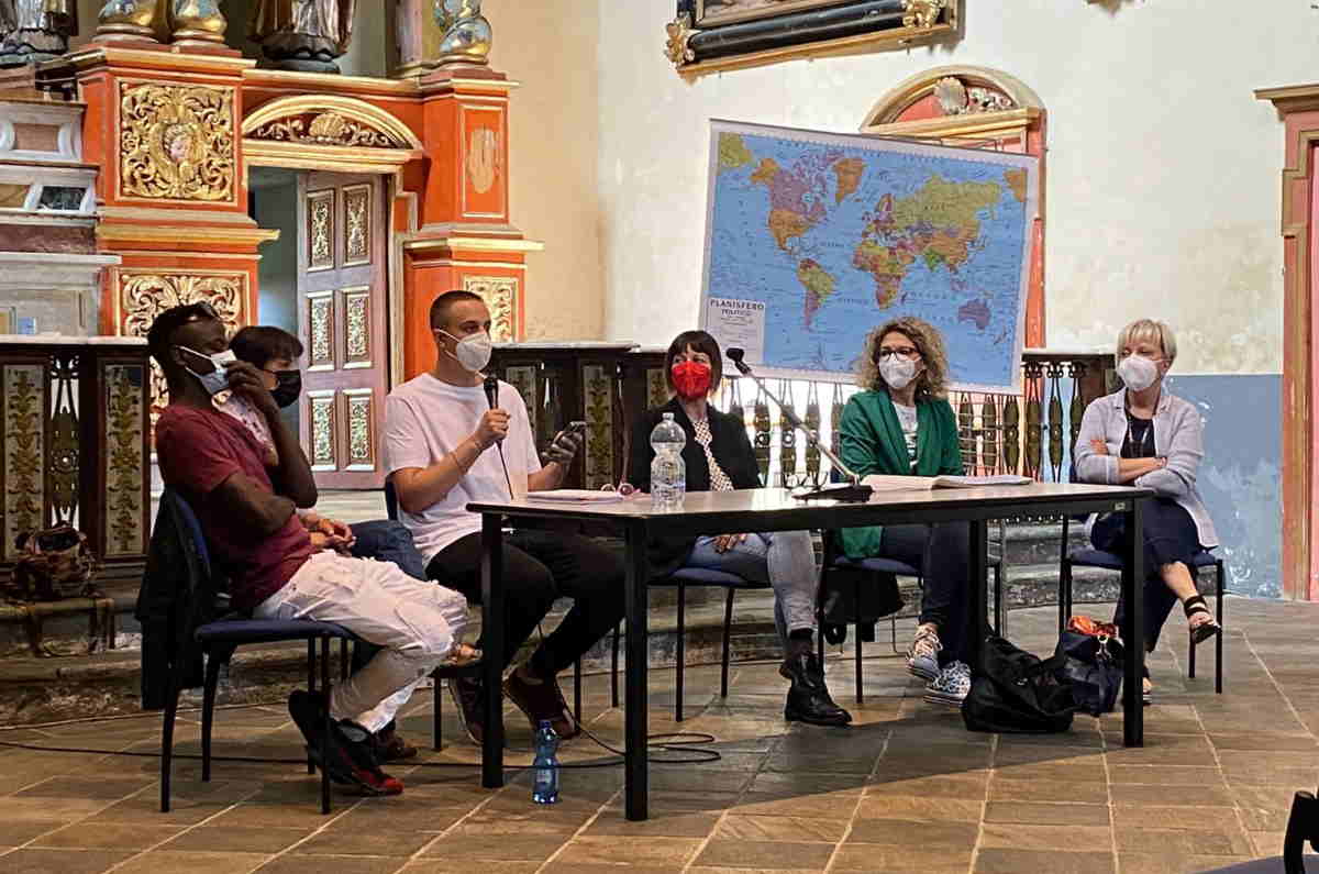 CUORGNE' - L’Istituto Comprensivo di Cuorgnè incontra i profughi