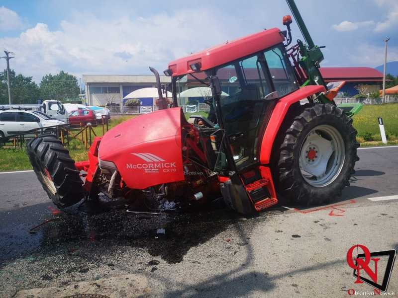 AGLIÈ – Incidente sulla strada per Bairo: coinvolti un’auto e un trattore (FOTO e VIDEO)