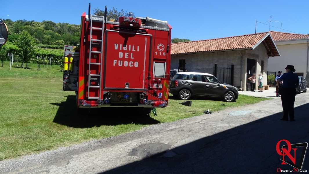 AGLIÈ - Incidente in frazione Santa Maria, auto ribaltata (FOTO E VIDEO)