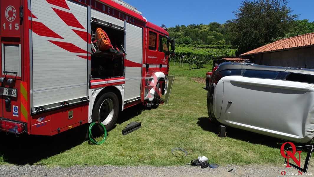 AGLIÈ - Incidente in frazione Santa Maria, auto ribaltata (FOTO E VIDEO)