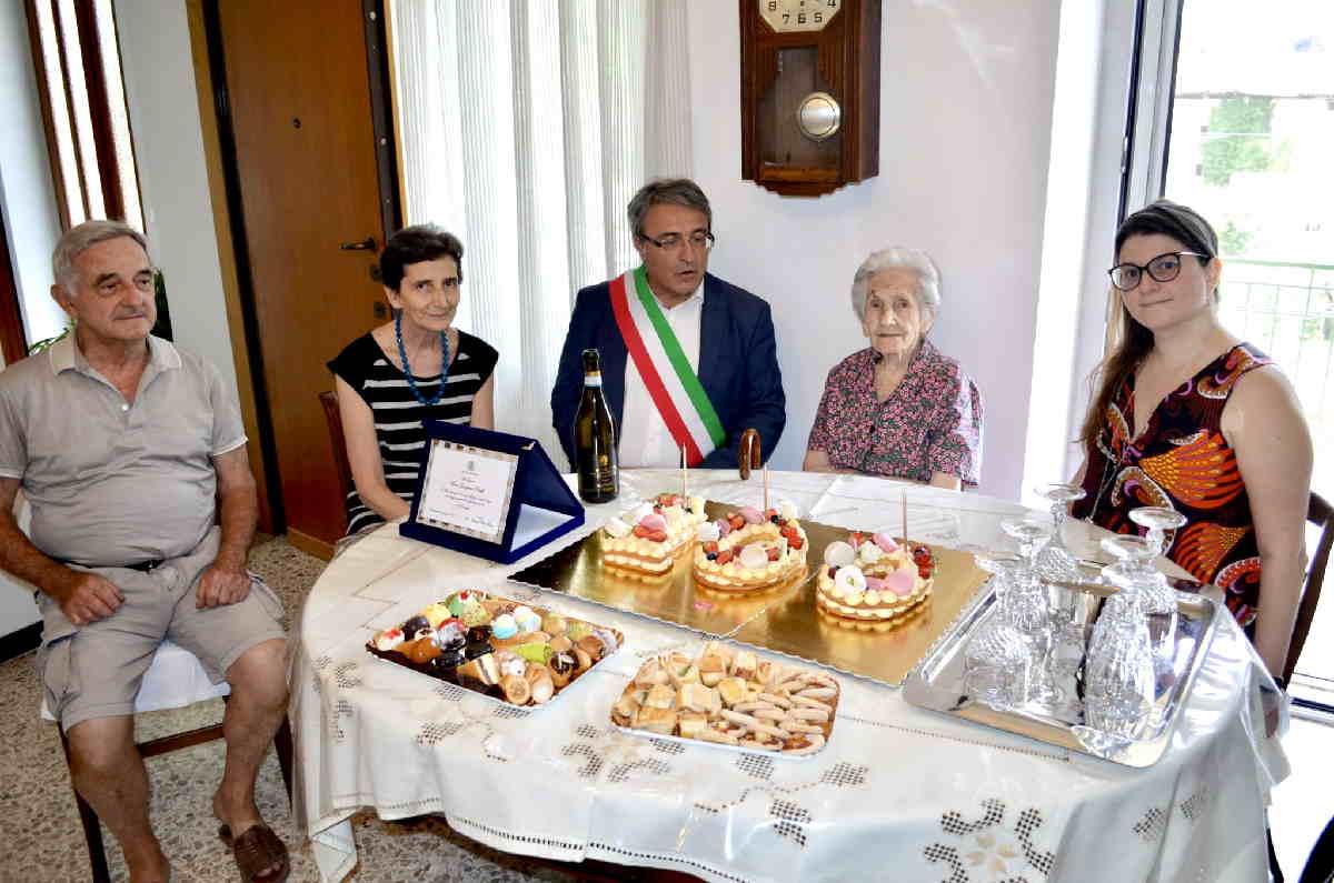 CASTELLAMONTE – Maria Giuseppina Rebuffo (“Pina”), ha festeggiato i 100 anni (FOTO)