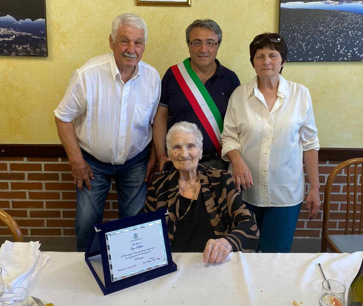 CASTELLAMONTE – 100 anni per Olga Ruffatto, la “nonna del Mulino” (FOTO)