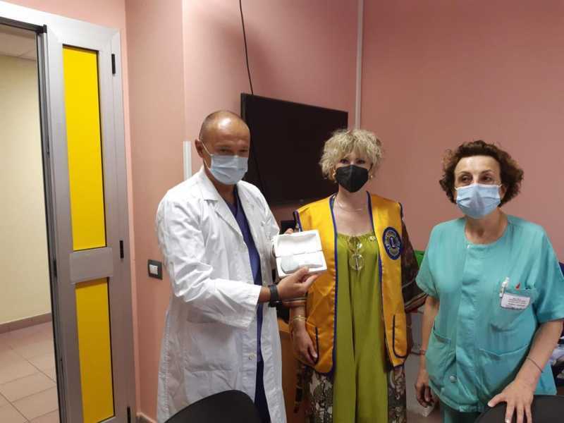 CIRIE’ – I Lions Club Caselle e Ciriè donano una sonda ecografica wireless all’Ospedale