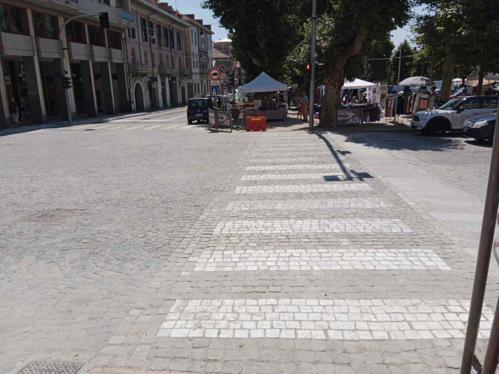 CUORGNÈ - Polemiche per il "rosso semaforico eterno", la replica dell'Amministrazione 2 CUORGNÈ - Polemiche per il "rosso semaforico eterno", la replica dell'Amministrazione