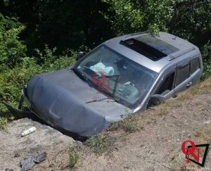 FRONT / BARBANIA – Incidente sulla provinciale: veicolo nel fosso, ferito il conducente (FOTO)
