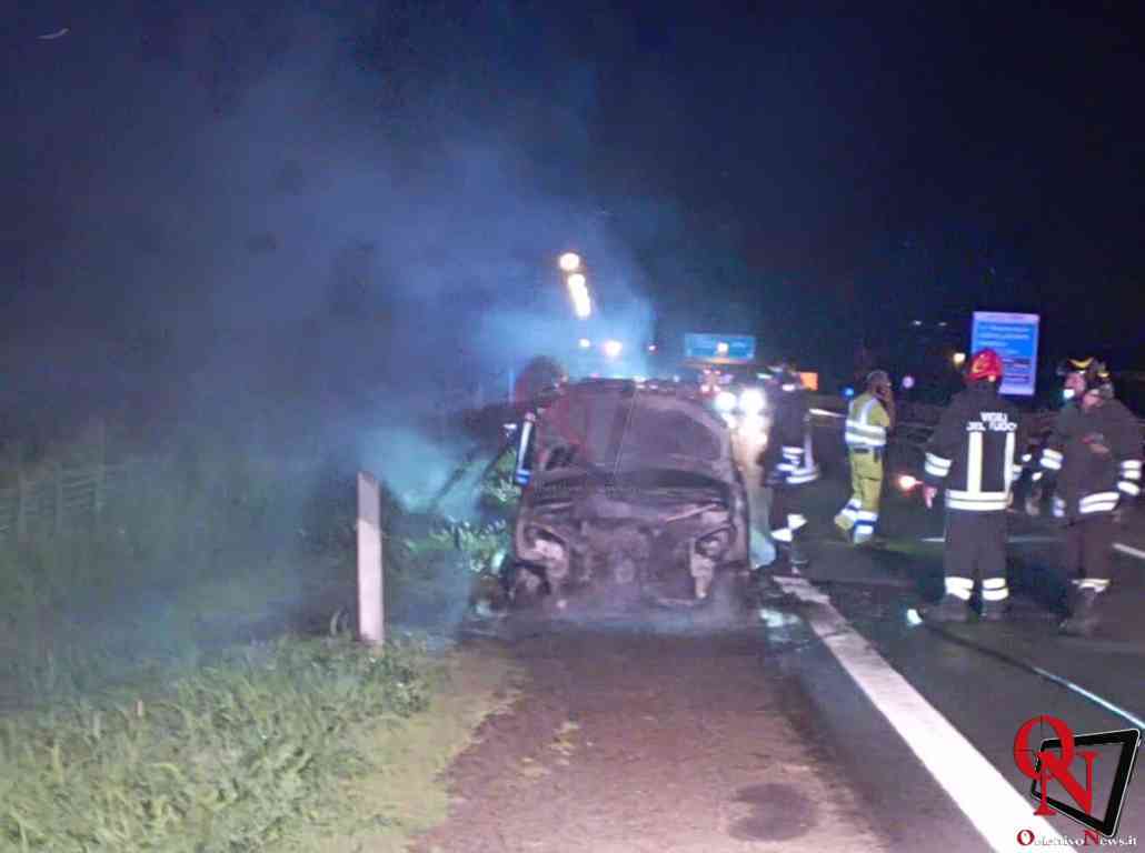 IVREA – Auto in fiamme in autostrada e vettura contro un albero in viale Kennedy (FOTO)