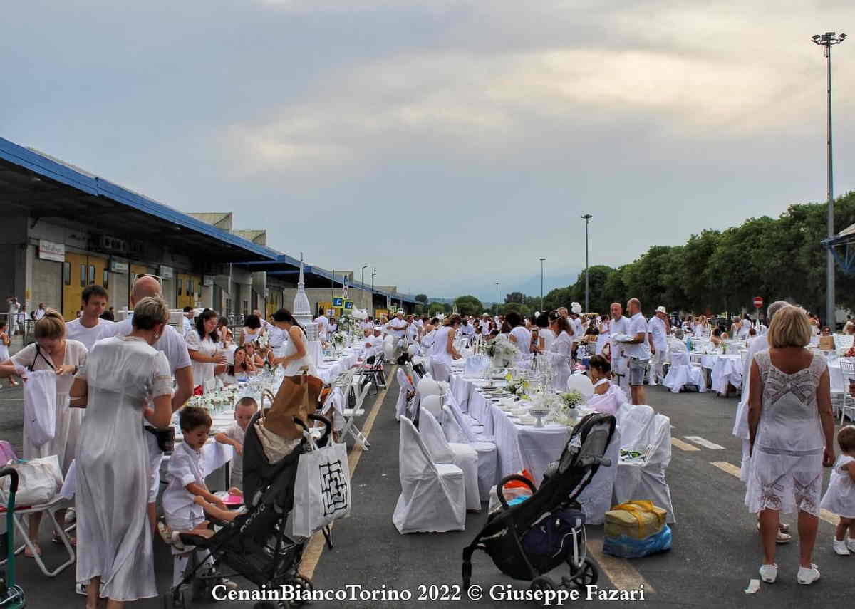 VENARIA / GRUGLIASCO – Premiazione Fotocontest della Cena in Bianco 2022 (FOTO)