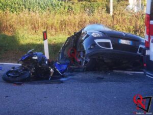 MONTALENGHE – Grave scontro auto – moto in strada Foglizzo (FOTO E VIDEO)