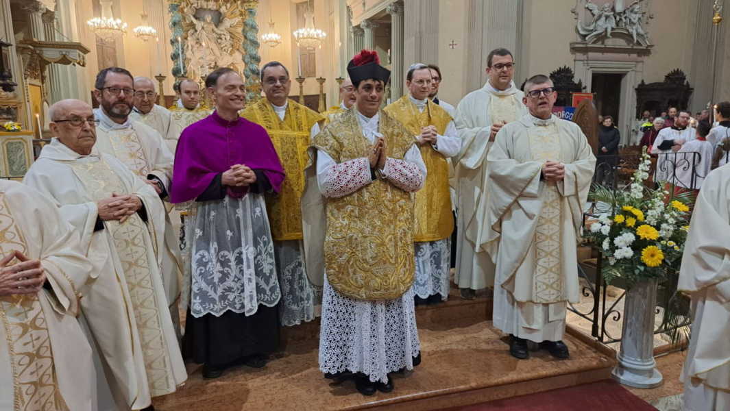 SAN BENIGNO - Don Mario Viano è il nuovo abate di Fruttuaria (FOTO)