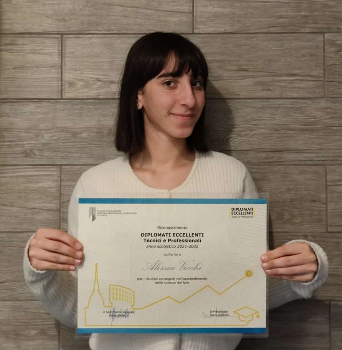 LEINI - La diciannovenne Alessia Vecchi premiata alla Camera di Commercio