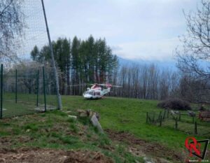 FRASSINETTO – Due turisti restano sospesi nel vuoto durante un “volo” all’Arcansel