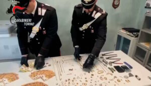 VEROLENGO – Sequestrata merce probabilmente rubata; 2 denunce (VIDEO)