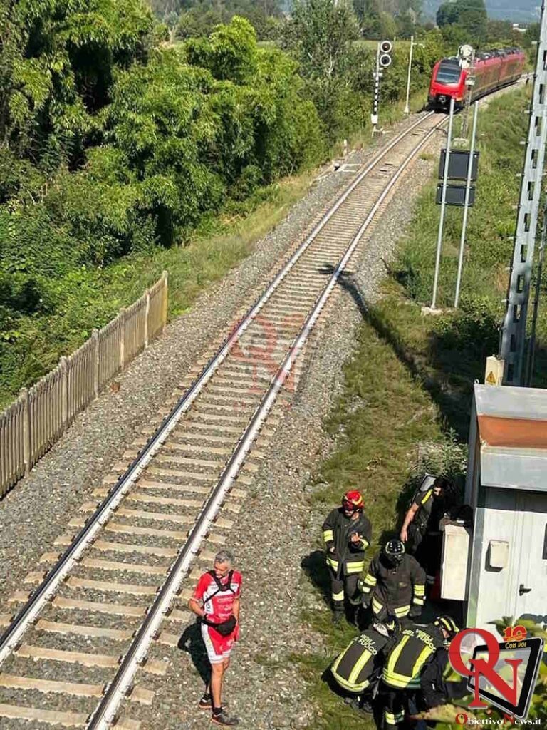 MONTALTO DORA – Tratta ferroviaria Chivasso-Aosta: uomo urtato da un treno (FOTO) 1 montalto dora urtata treno