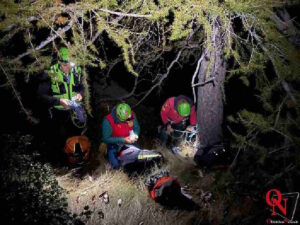 CORIO – Pensionato esce in cerca di funghi a Frera e non rientra; trovato morto