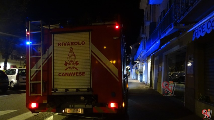 RIVAROLO CANAVESE - Trovato il cadavere di un uomo in casa; era morto da giorni (FOTO E VIDEO)