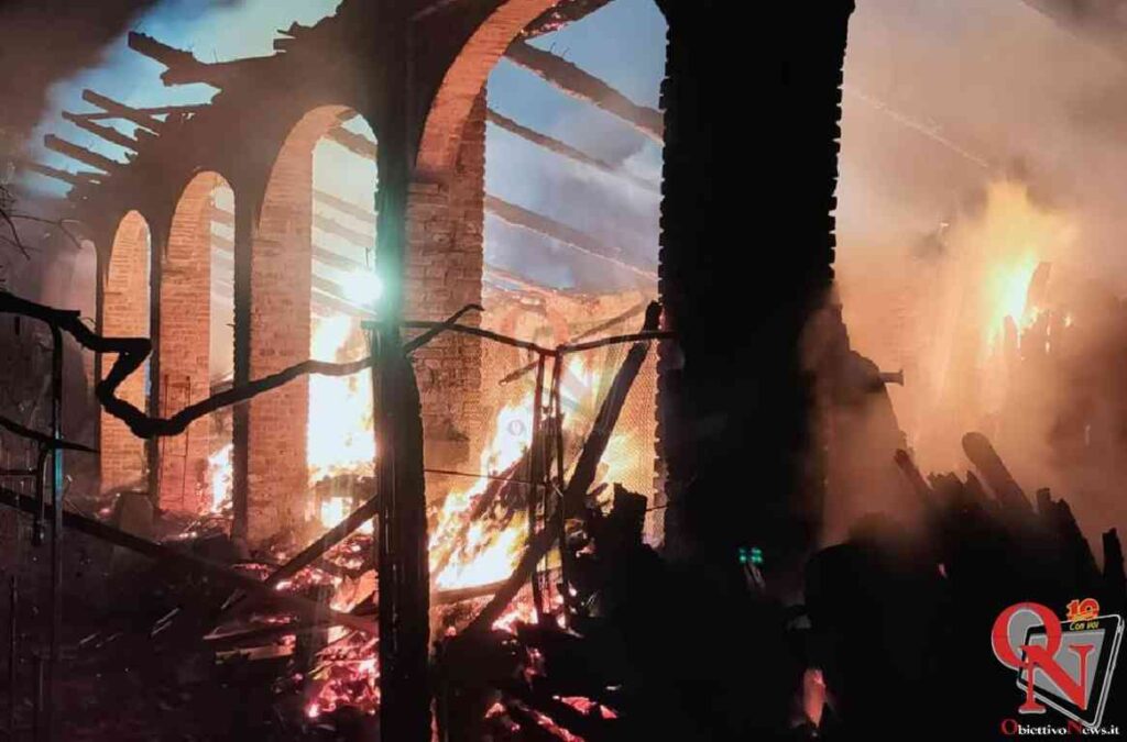 TORRAZZA PIEMONTE – Incendio divora il fienile di una cascina in Regione Goretta (FOTO)