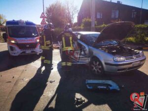 MONTALENGHE – Incidente al semaforo; ferite madre e figlia (FOTO E VIDEO)