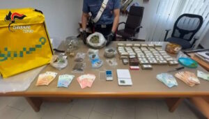 SETTIMO TORINESE – Controlli a tappeto dei Carabinieri: un arresto e una denuncia (VIDEO)