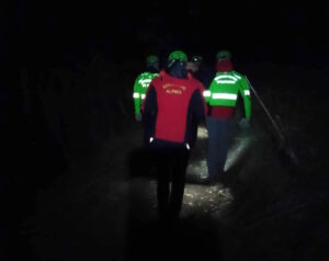 COL DEL LYS – Raggiunti 4 alpinisti messi in difficoltà dalla nebbia