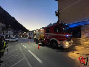 NOASCA – Incendio all’Albergo Gran Paradiso; evacuate circa 40 persone (FOTO)