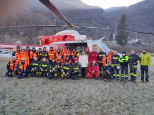 SPARONE – Esercitazione congiunta Aib e Vigili del Fuoco: obiettivo centrato (FOTO-VIDEO)