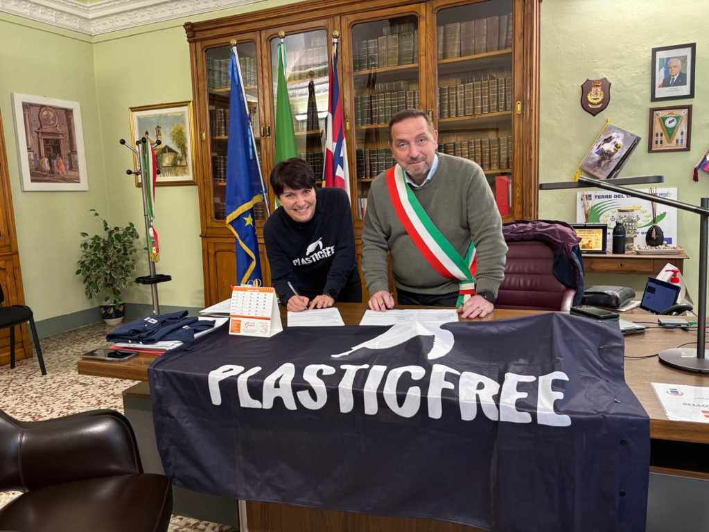 FAVRIA – Anche Favria è Plastic Free 3 Plastic Free
