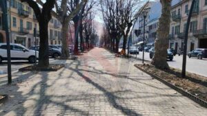 RIVAROLO CANAVESE – Procedono i lavori di riqualificazione delle allee, cuore della città (FOTO)
