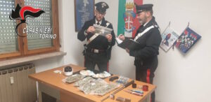 VALPERGA / QUINCINETTO – Nascondeva la droga nel sottotetto del vicino: arrestato 23enne