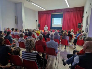 BUSANO – “Dall’atomo al bosone di Higgs”: Flavio Marchetto ospite dell’Agorà