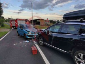 AGLIÈ – Frontale tra due auto in via per Cuceglio (FOTO)