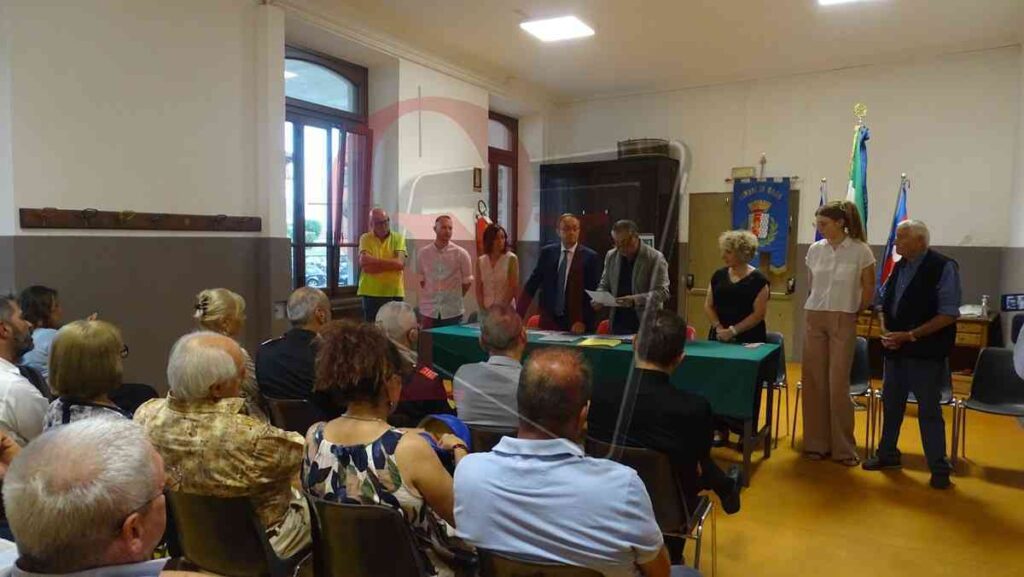 BAIRO - Conferita la Cittadinanza Onoraria al Luogotenente Angelo Pilia (FOTO E VIDEO) 7 bairo cerimonia pilia6 res
