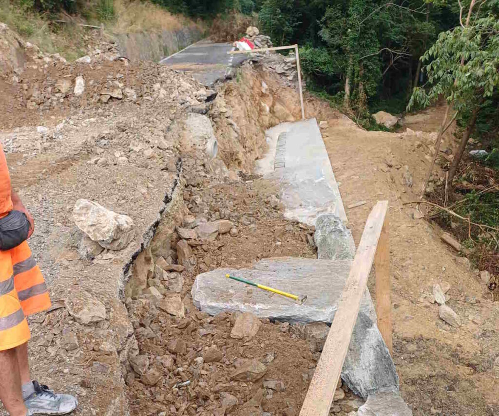 BORGOFRANCO D'IVREA – Riapre la provinciale 74 di Chiaverano 1 borgofranco cantieresp74 3