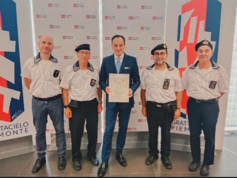 CUORGNÈ – Il Gruppo ANMI “Banfi” Cuorgnè e Canavese accolto dal Governatore Alberto Cirio 1 cuorgne marinai in regione 2