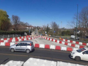 VENARIA REALE – Da lunedì 14 luglio senso unico alternato nel tratto di cantiere della nuova rotatoria