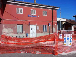 VOLPIANO – Iniziati i lavori per la realizzazione del Bikebox alla stazione ferroviaria