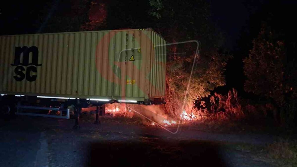 L'incendio sottobosco in via tiro a segno era vicino ad un rimorchio