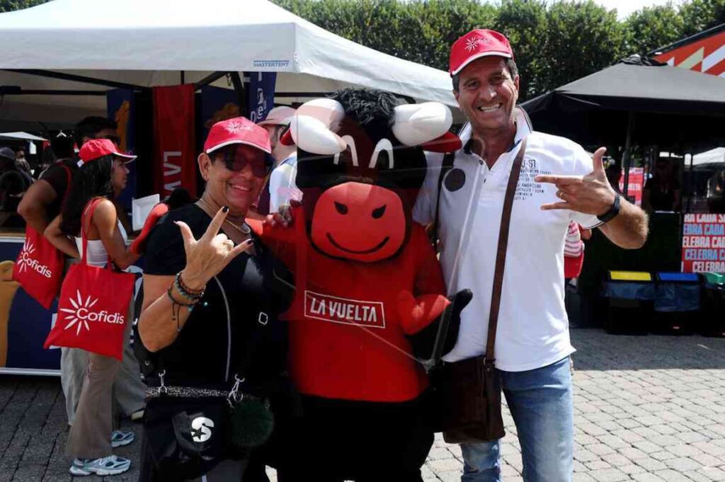 Tanta gente a San maurizio canavese per la partenza della Vuelta
