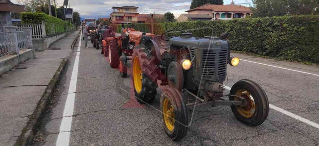oltre 50 trattori a bosconero all'agrifood