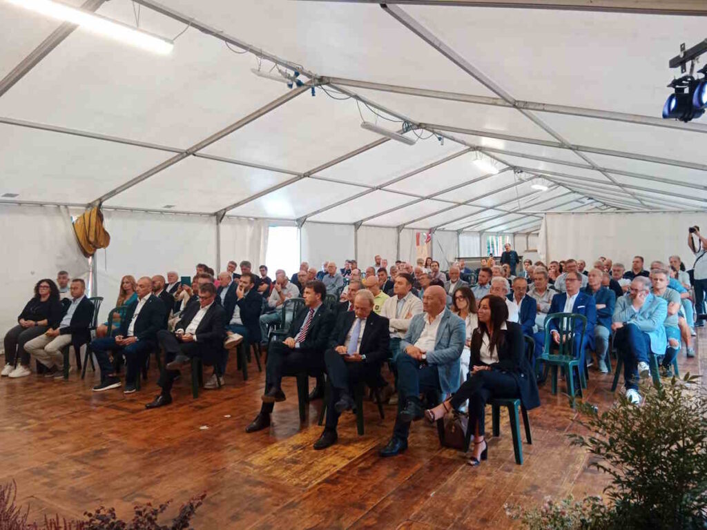 tanto pubblico a made in canavese in frazione salto cuorgnè